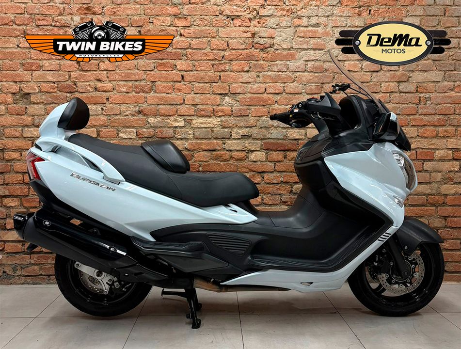 SUZUKI BURGMAN 650 EXECUTIVE/ 650