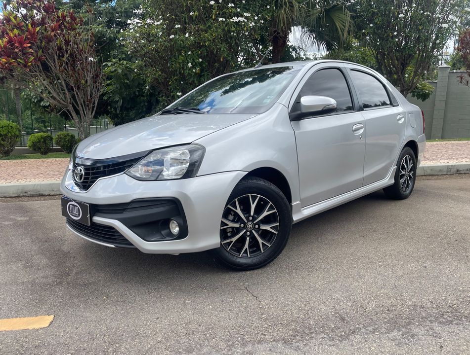 Toyota ETIOS PLATINUM Sed. 1.5 Flex 16V 4p Aut.