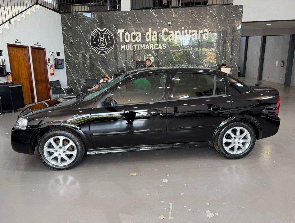 Chevrolet Astra Sed. Advant. 2.0 8V MPFI FlexP. 4p