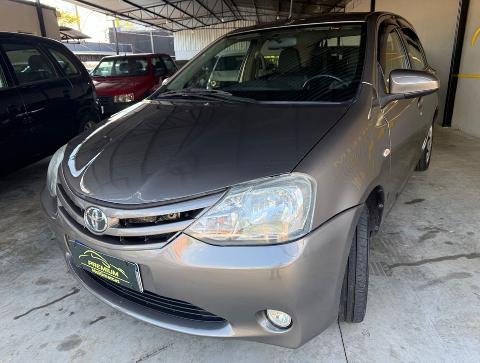 Toyota ETIOS XS 1.5 Flex 16V 5p Mec.