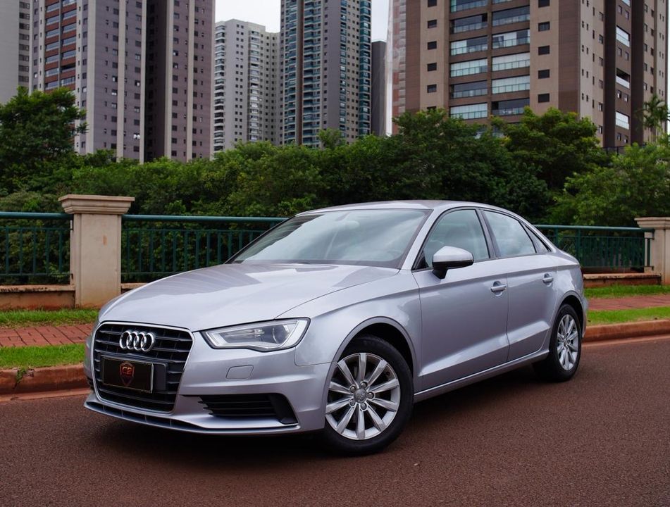 Audi A3 Sedan 1.4/ Attra. 16V TB FSI S-tronic