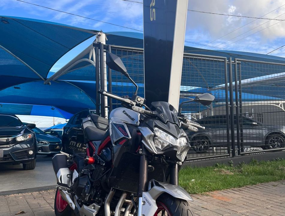 KAWASAKI Z900 SE