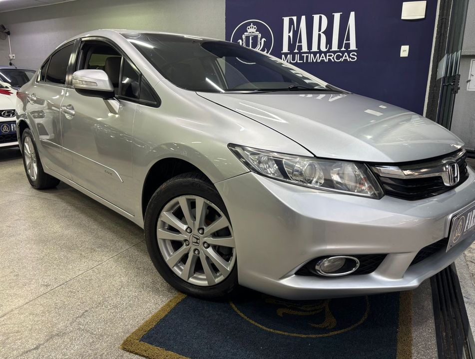 Honda Civic Sedan LXR 2.0 Flexone 16V Aut. 4p