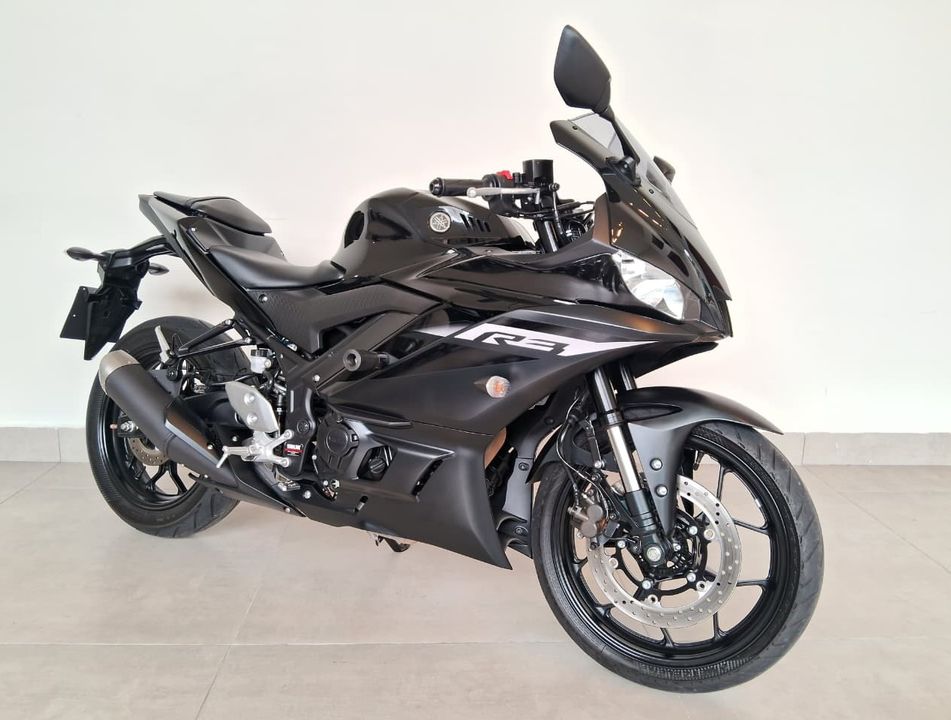 YAMAHA YZF R-3 321/ABS