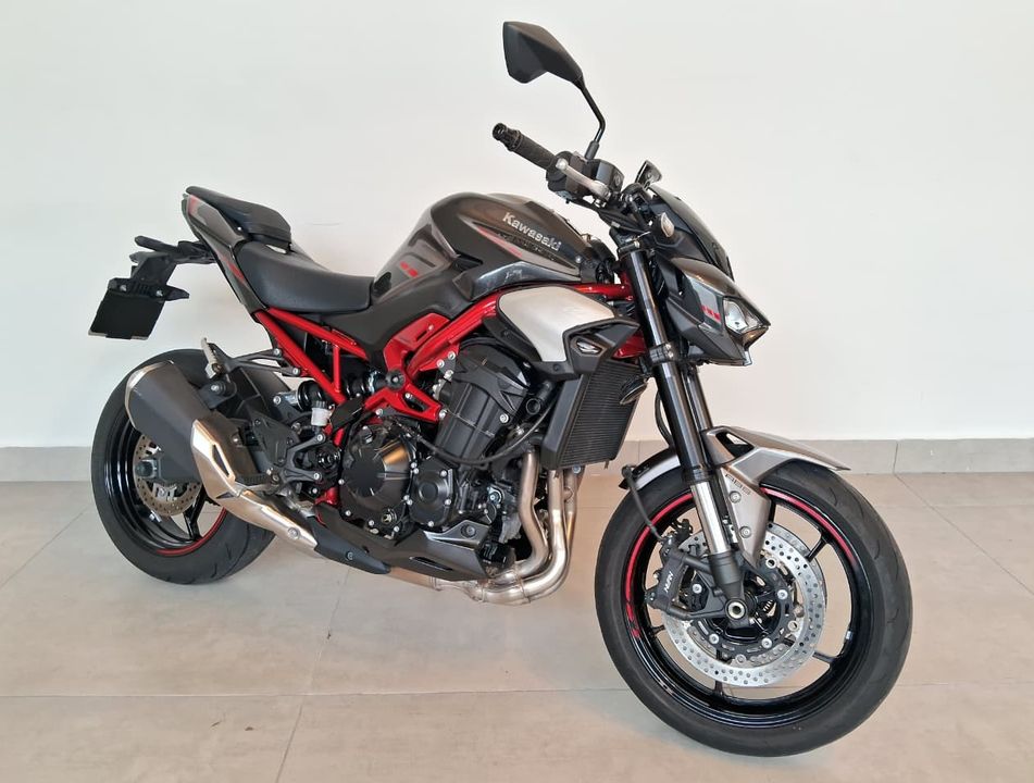 KAWASAKI Z 900