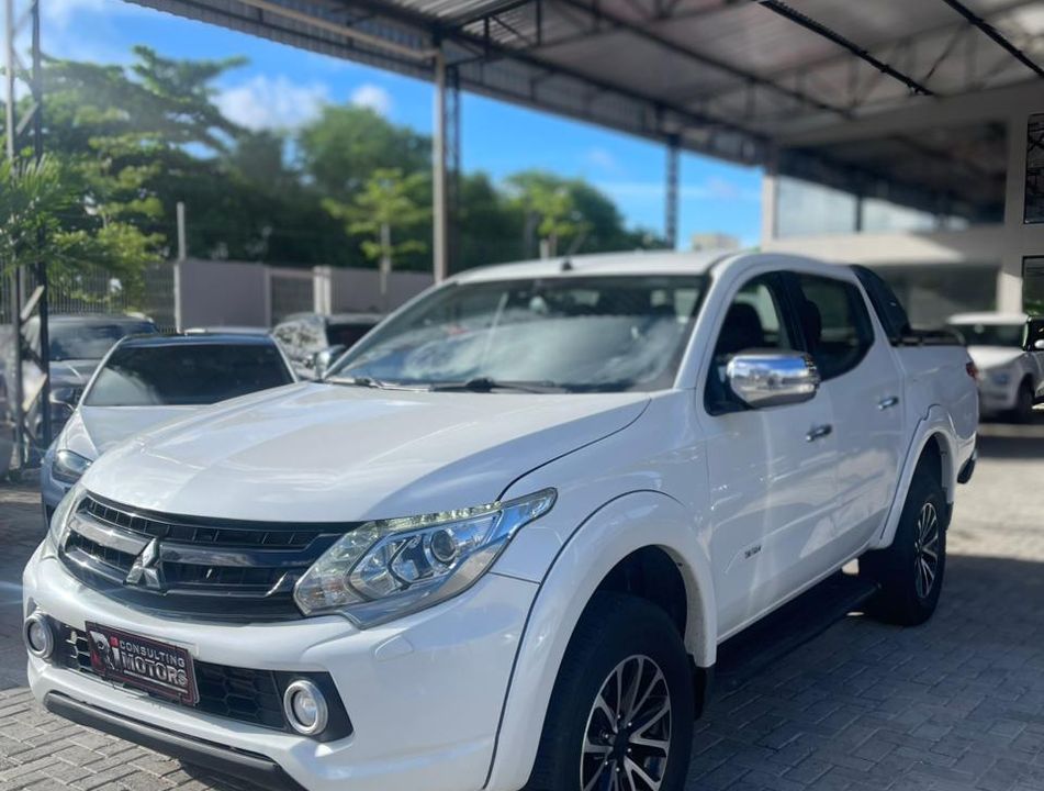 Mitsubishi L200 Triton Sport HPE 2.4 CD Diesel Aut.