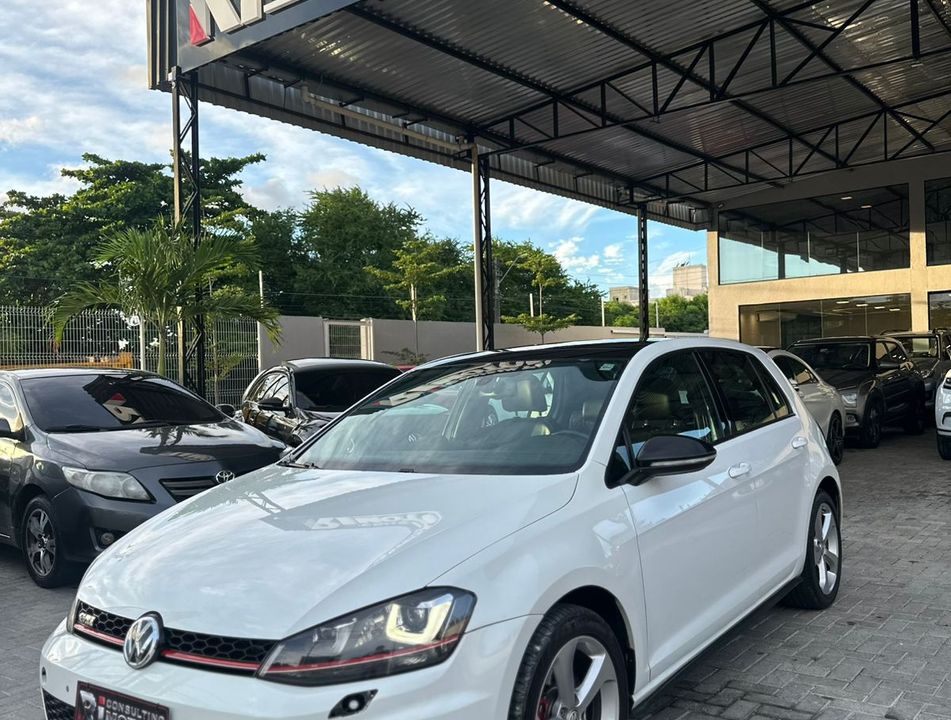 VolksWagen Golf GTi 2.0 TSI 220cv Aut.