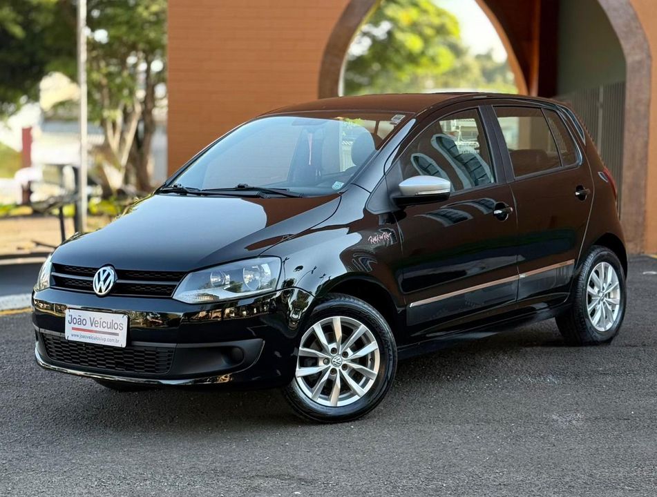 VolksWagen Fox Rock in Rio 1.6 Mi Total Flex 8V 5p