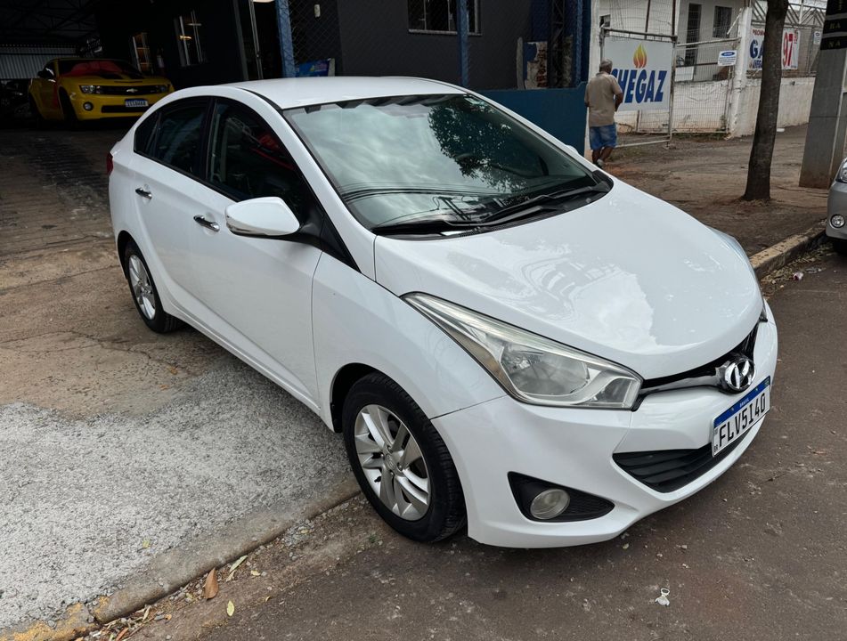 Hyundai HB20S Premium 1.6 Flex 16V Mec. 4p