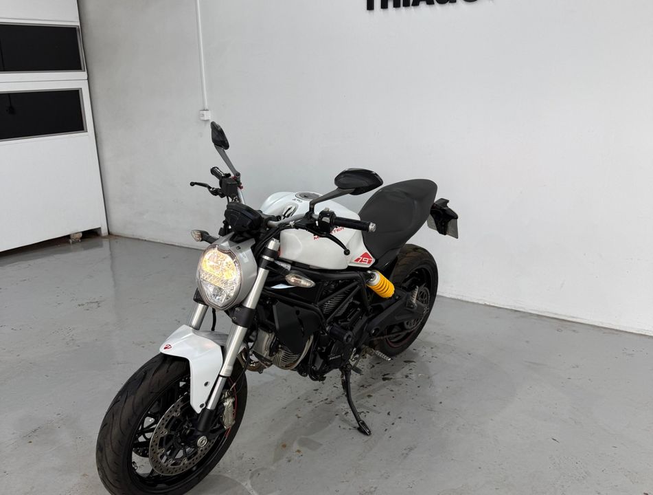 Ducati MONSTER 797