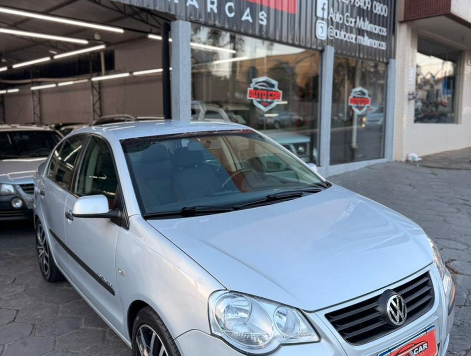 VolksWagen Polo Sed. COMFORT. 1.6 Mi Tot. Flex 8v
