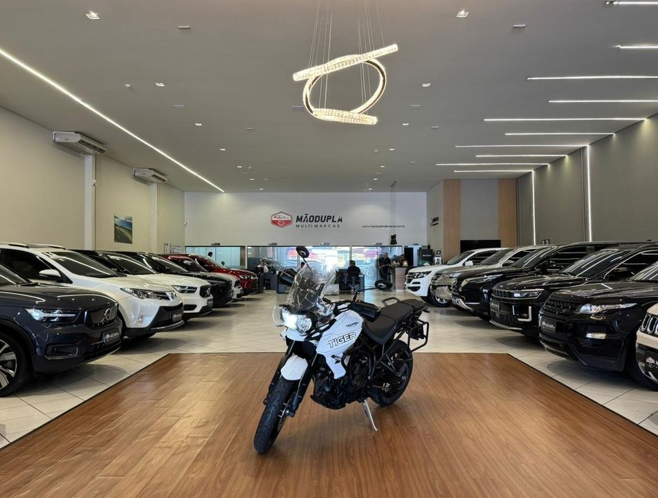 TRIUMPH TIGER 800 XRX