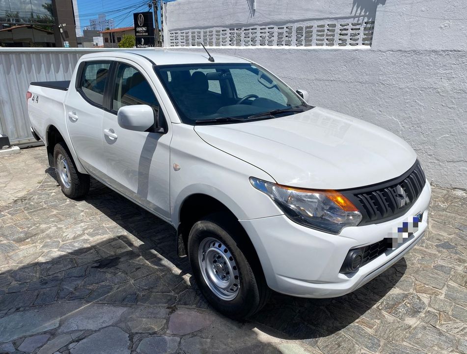 Mitsubishi L200 Triton Sport GLS 2.4 CD Diesel Aut.