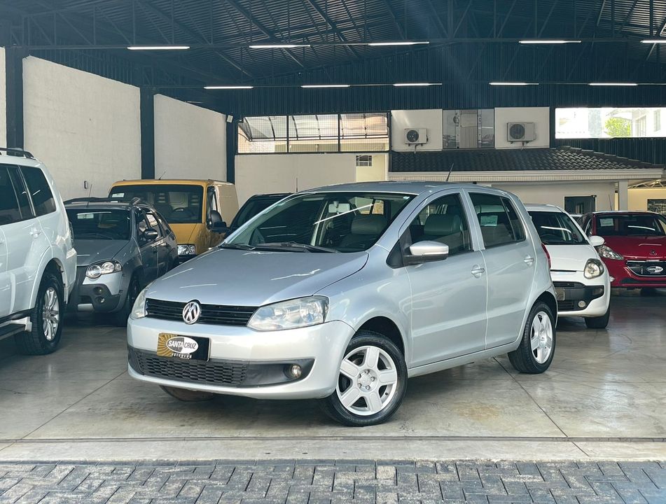 VolksWagen Fox 1.6 Mi Total Flex 8V 5p