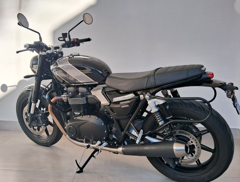 TRIUMPH Speed Twin 900cc