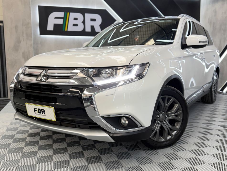 Mitsubishi OUTLANDER 2.2 165cv Diesel Aut.