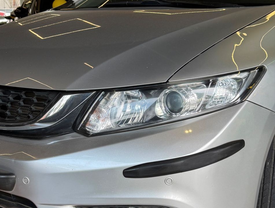 Honda Civic Sedan LXR 2.0 Flexone 16V Aut. 4p