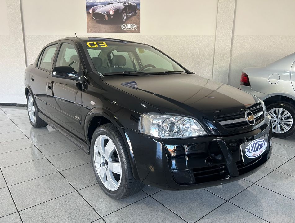 Chevrolet Astra Sedan 1.8 MPFI 8V 4p