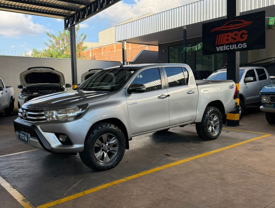 Toyota Hilux CD SRV 4x4 2.8 TDI Diesel Aut.