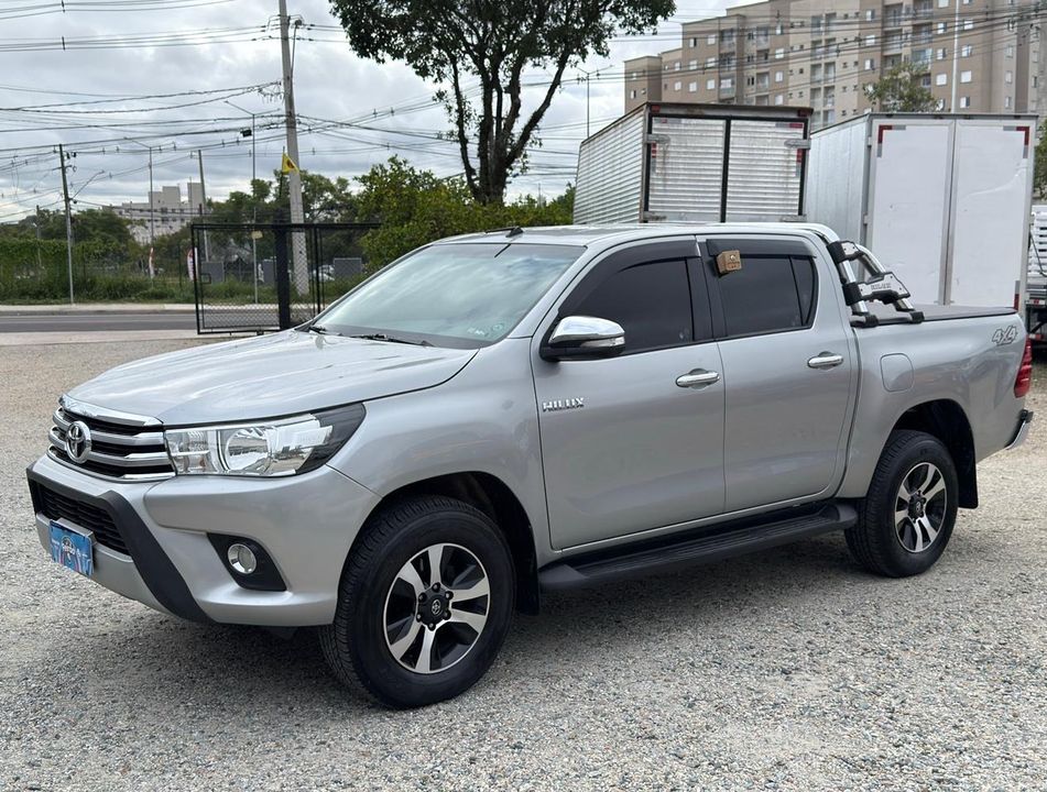 Toyota Hilux CD SRV 4x4 2.8 TDI Diesel Aut.