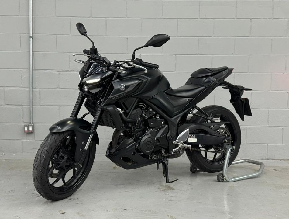 YAMAHA MT-03 321/ABS