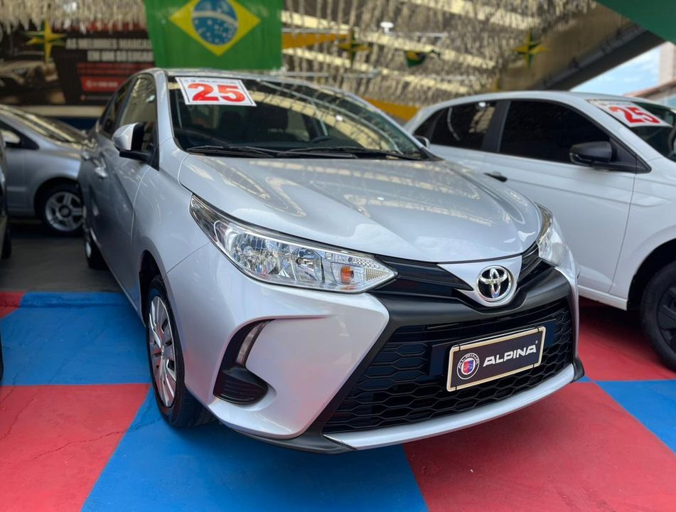 Toyota YARIS XL Sedan 1.5 Flex 16V 4p Aut.