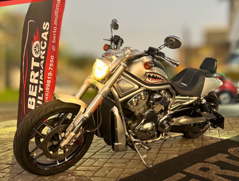 Harley V-ROD 10th ANNIVERSARY EDITION VRSCDX