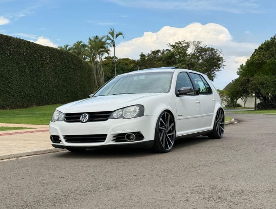 VolksWagen Golf Sportline 1.6 Mi Total Flex 8V 4p