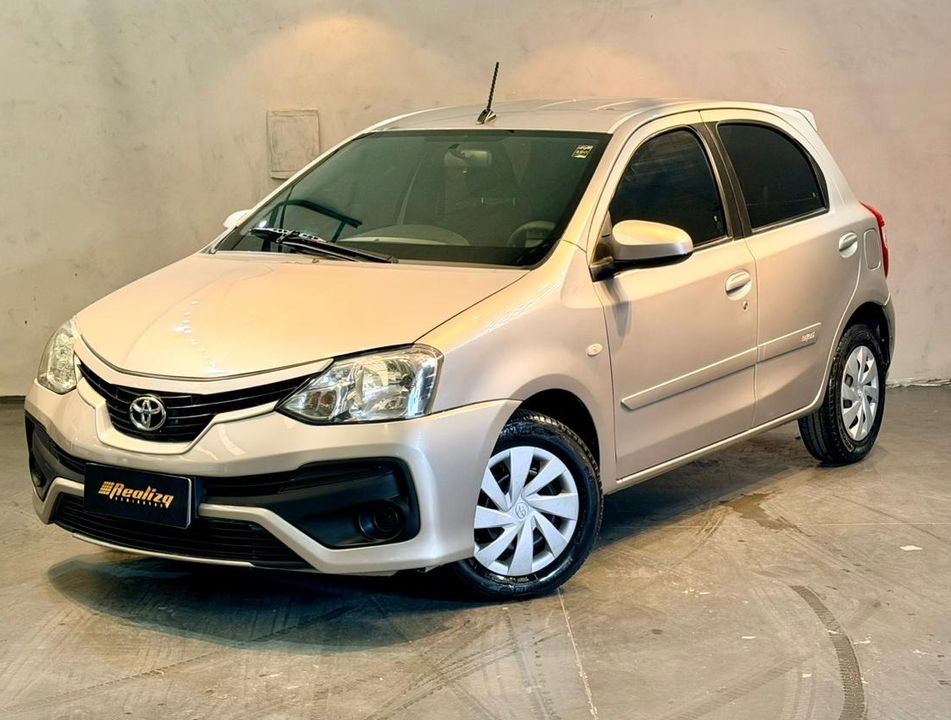 Toyota ETIOS READY! 1.5 Flex 16V 5p Aut.