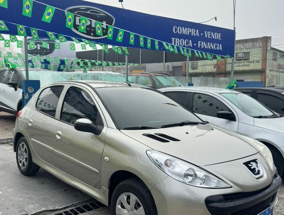 Peugeot 207 SW XR 1.4 Flex 8V 5p