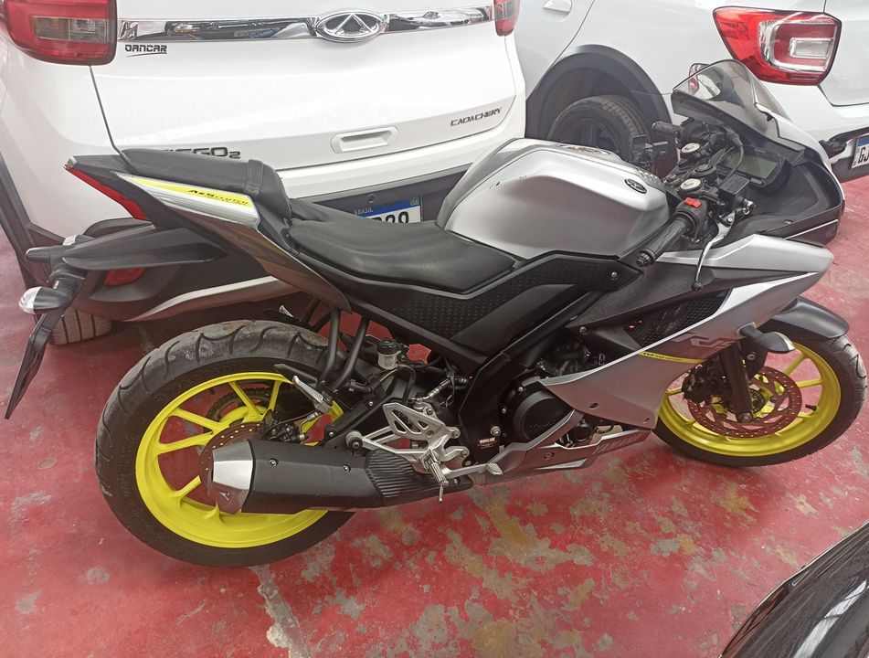 YAMAHA YZF R-15 155 ABS