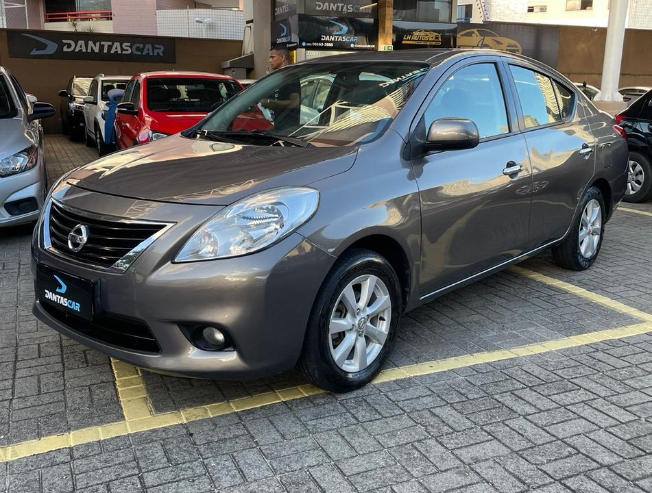 Nissan VERSA SL 1.6 16V Flex Fuel 4p Mec.