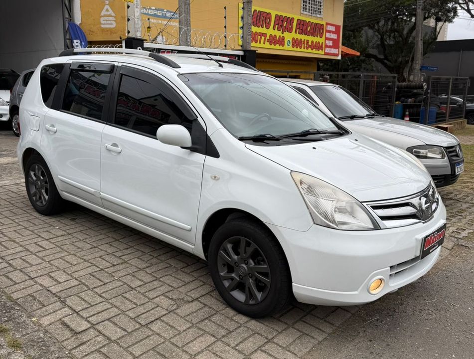 Nissan LIVINA SL 1.8 16V Flex Fuel Aut.