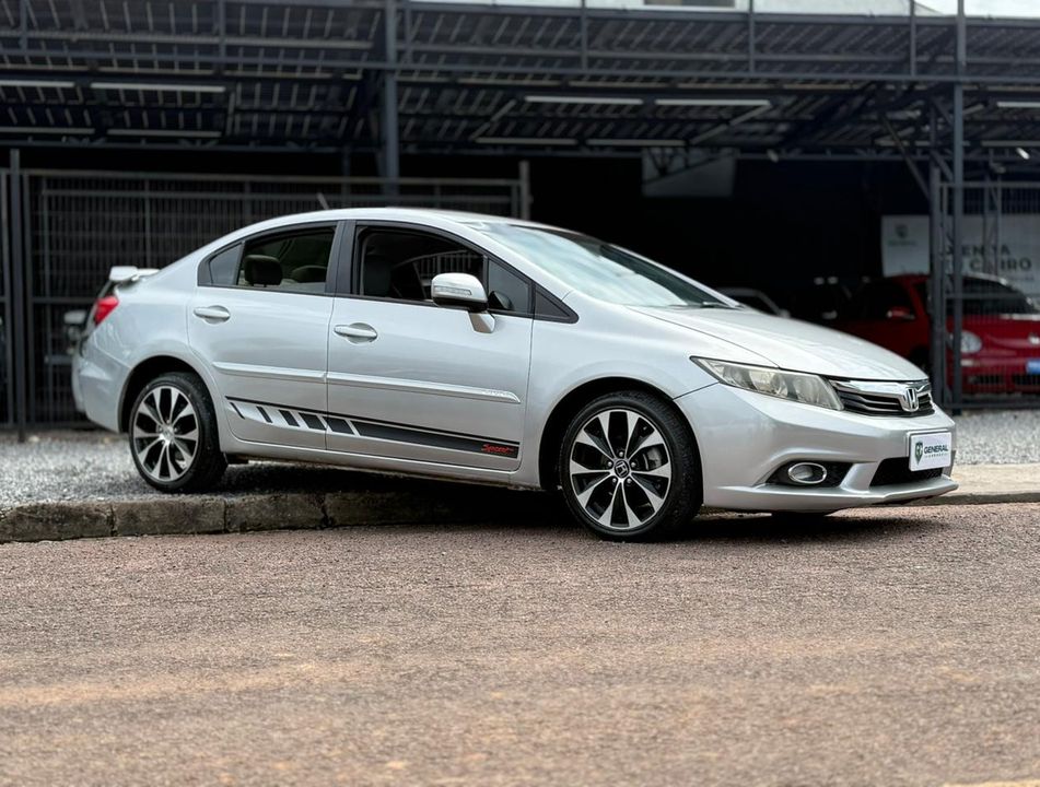 Honda Civic Sedan LXR 2.0 Flexone 16V Aut. 4p