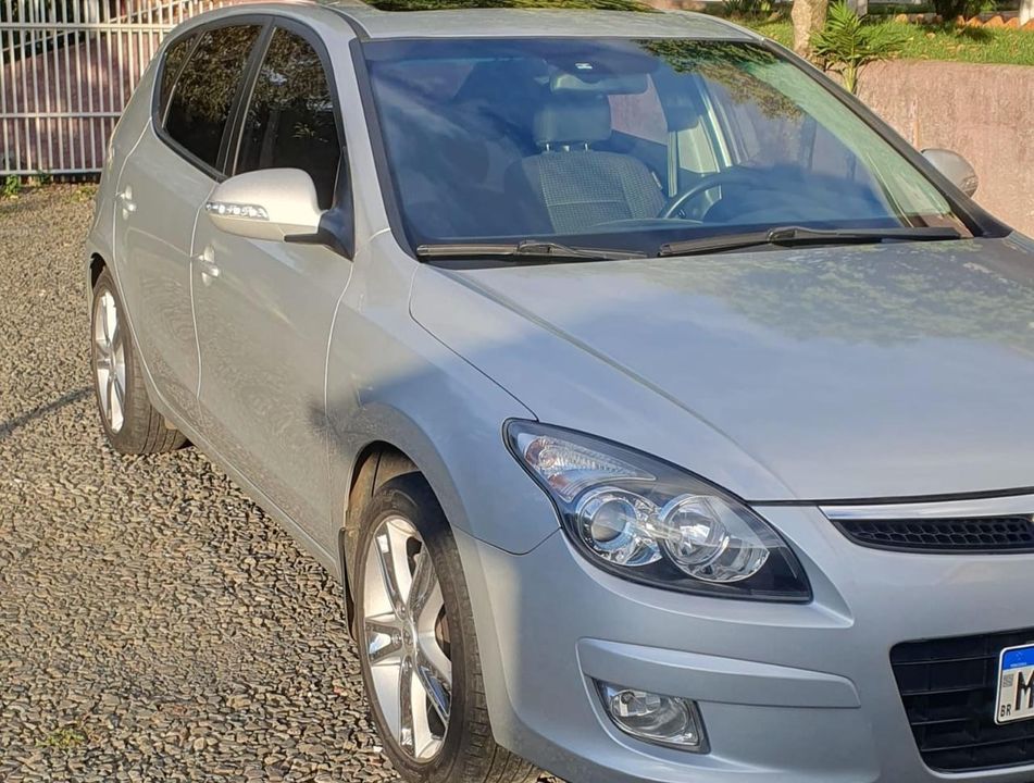 Hyundai i30 2.0 16V 145cv 5p Aut.