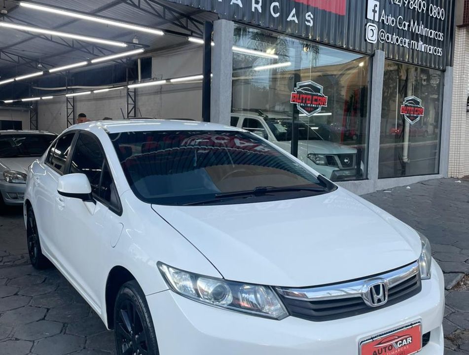 Honda Civic Sedan LXS 1.8/1.8 Flex 16V Mec. 4p