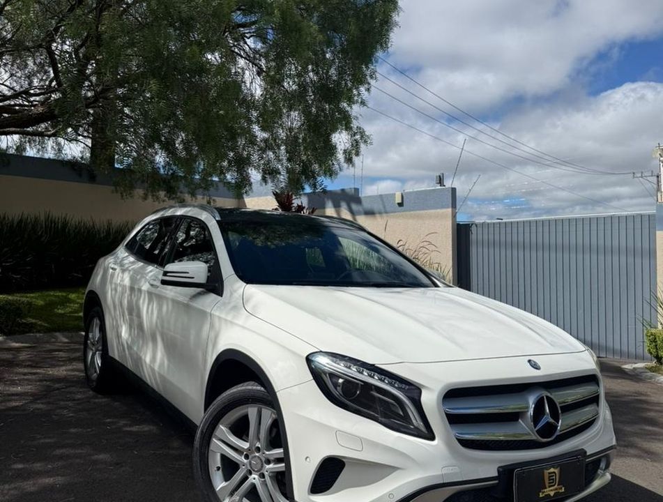 Mercedes GLA 200 Vision 1.6/1.6 TB 16V Flex Aut.