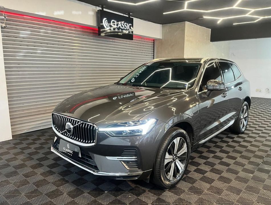 Volvo XC60 T8 PLUS
