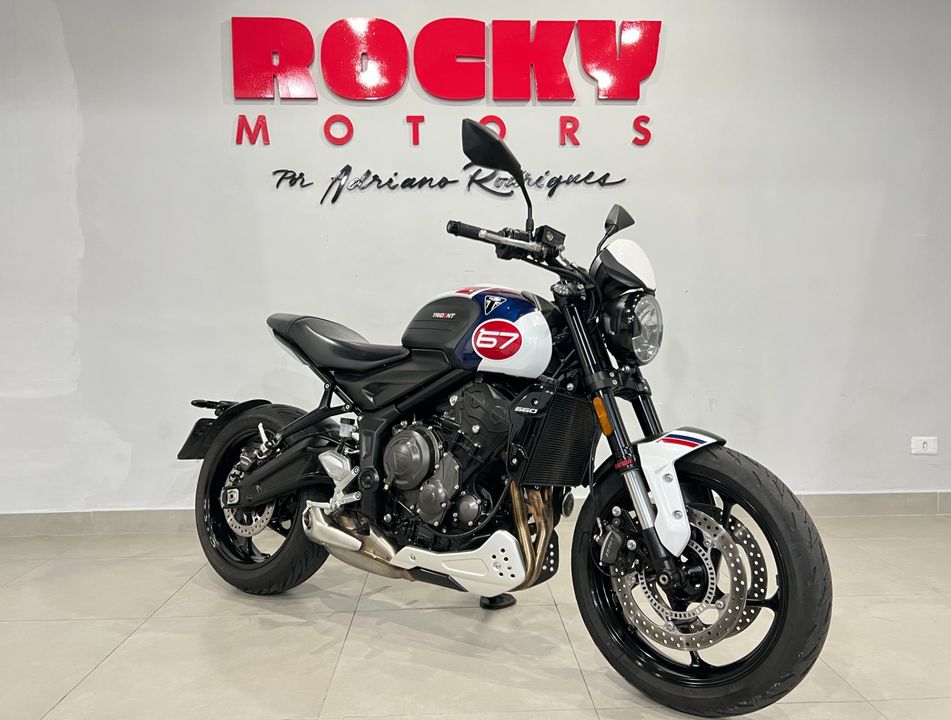 TRIUMPH TRIDENT 660 TRIPLE TRIBUTE