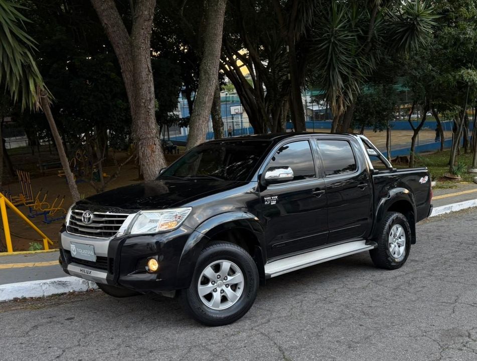 Toyota Hilux CD SRV 4x4 2.7 Flex 16V Aut.