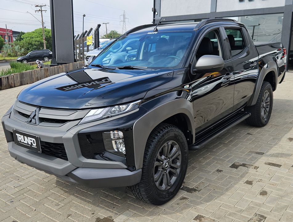 Mitsubishi L200 Trit. S.Out. GLS 2.4 CD Diesel Aut.