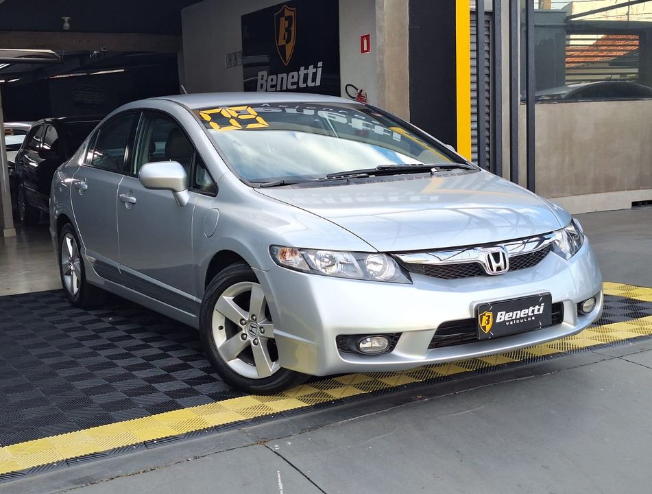 Honda Civic Sedan LXS 1.8/1.8 Flex 16V Aut. 4p