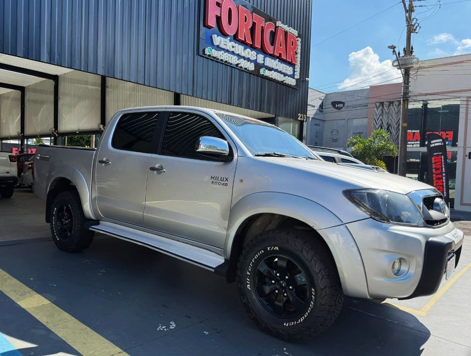 Toyota Hilux CD SRV D4-D 4x4 3.0 TDI Diesel Aut