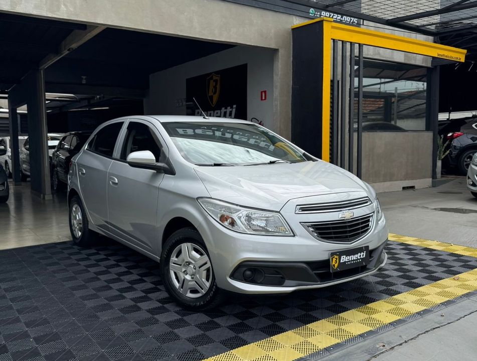 Chevrolet ONIX HATCH LT 1.0 8V FlexPower 5p Mec.