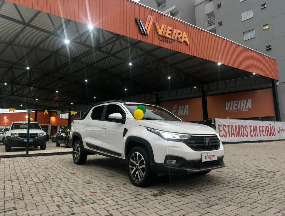 Fiat Strada Volcano 1.3 Flex 8V CD