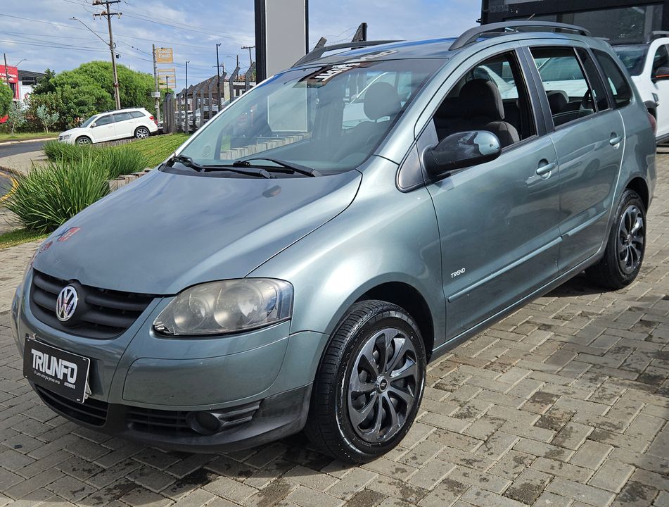 VolksWagen SPACEFOX 1.6/ 1.6 Trend Total Flex 8V 5p