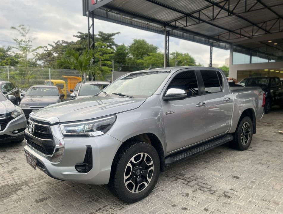 Toyota Hilux CD 4x4 2.8 Diesel Mec.