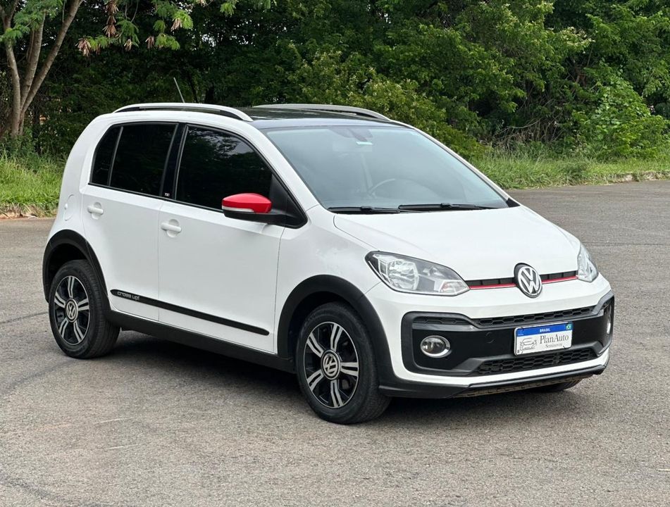 VolksWagen up! cross 1.0 TSI Total Flex 12V 5p
