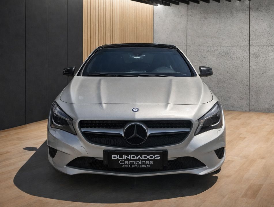 Mercedes CLA-200 First Edition 1.6 TB 16V  Aut.