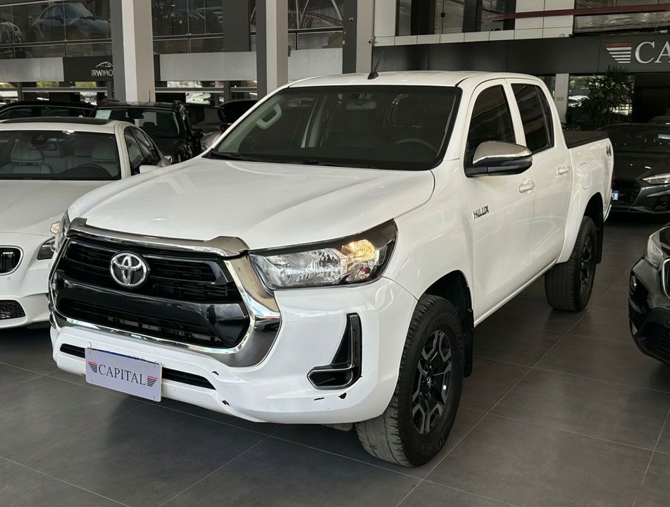 Toyota Hilux CD 4x4 2.8 Diesel Mec.